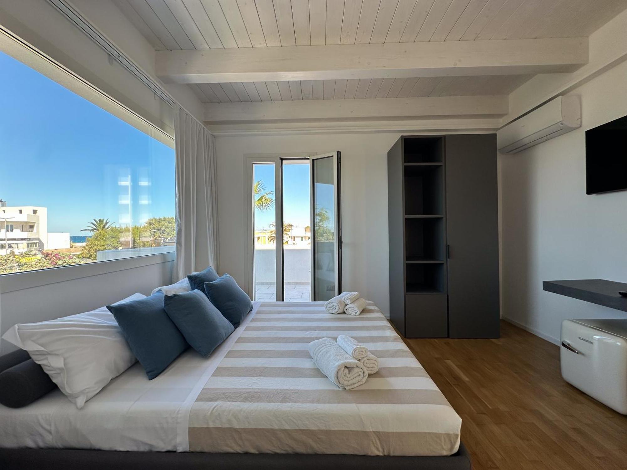 Itinera Baia Verde Rooms And Breakfast Gallipoli Exterior photo